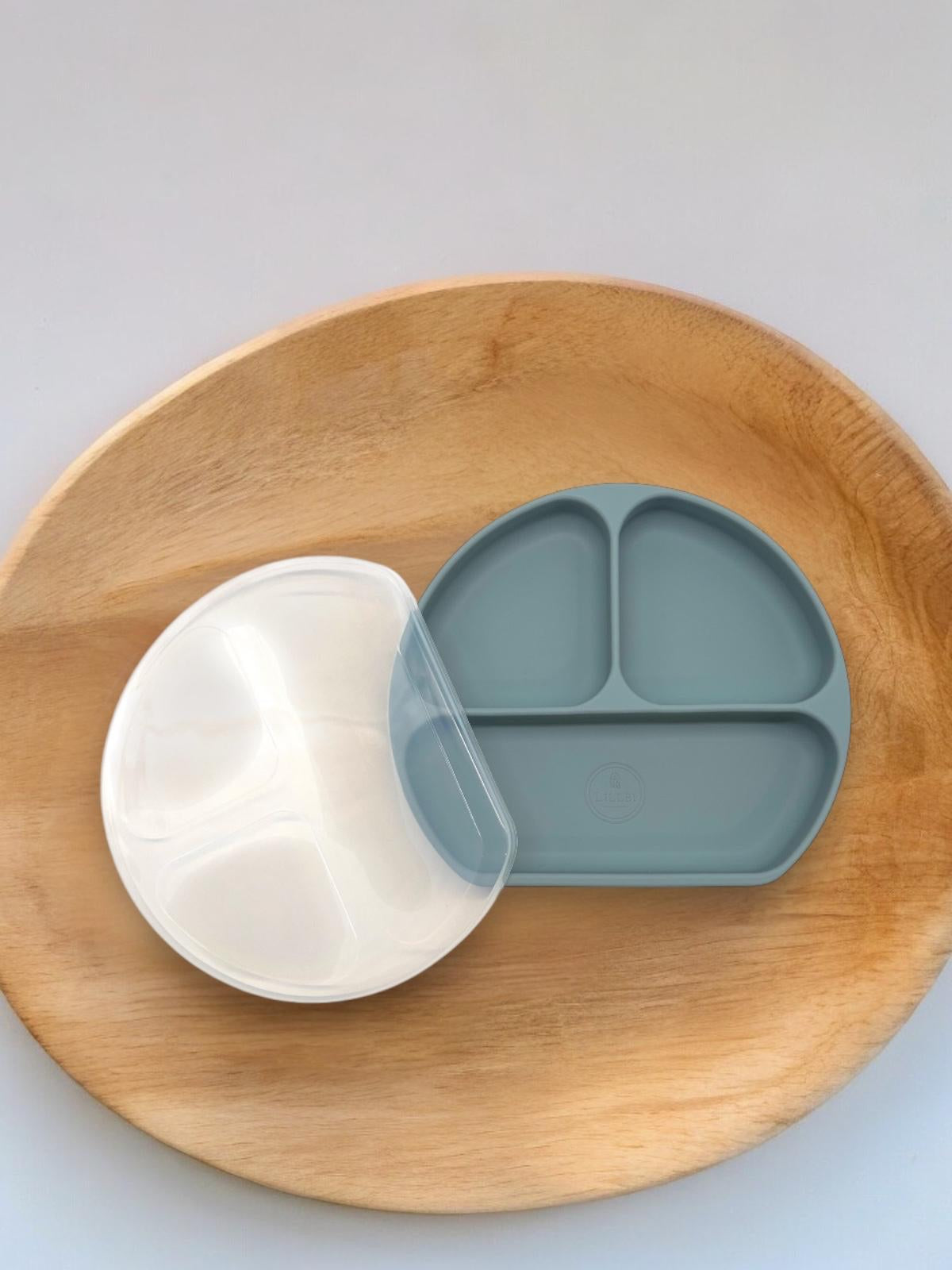 Kinderteller mit Saugfunktion und Deckel