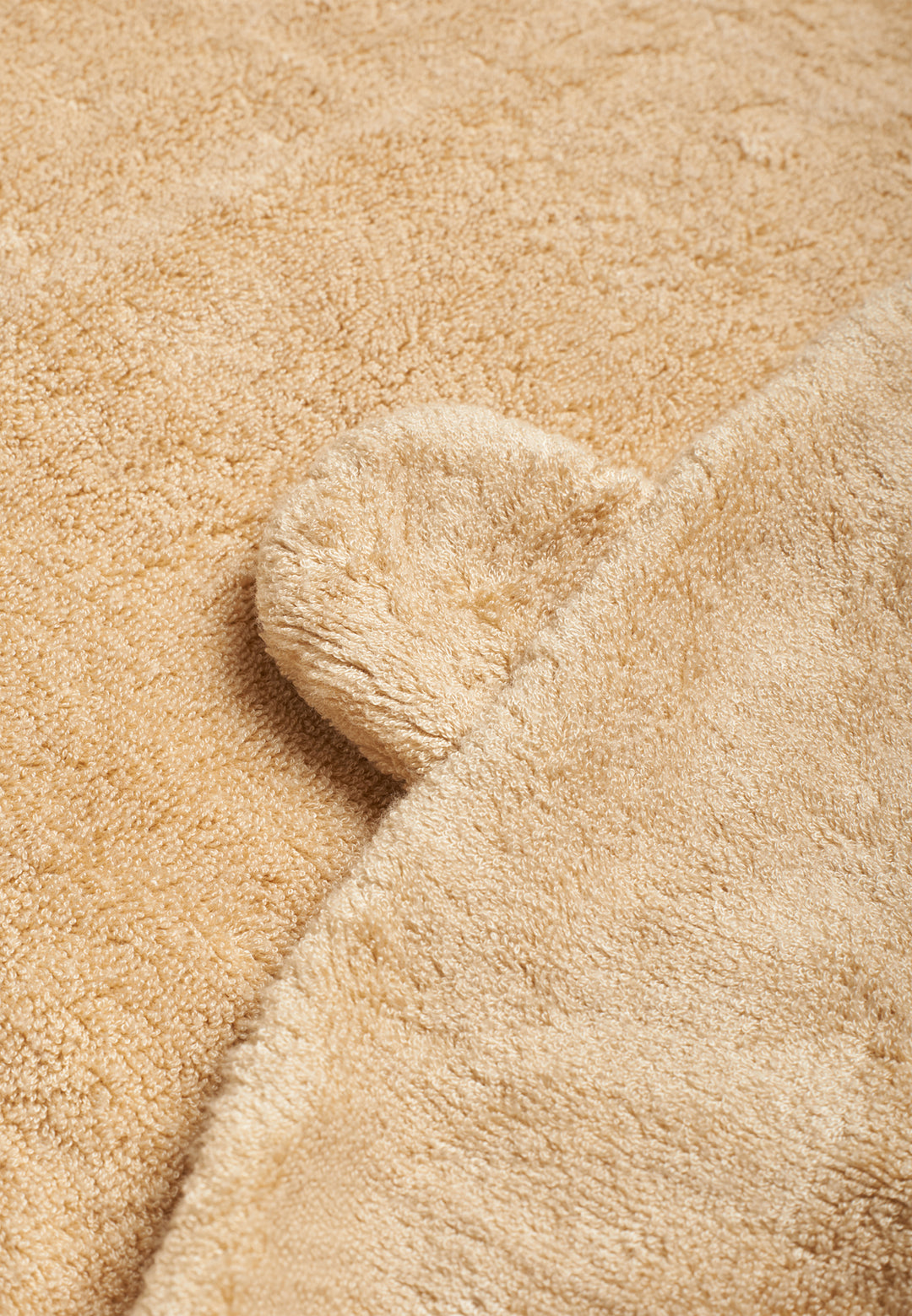 Hooded bath towel 